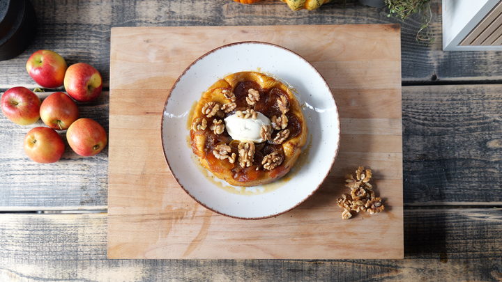 Apple Tarte Tatin in the DeliVita Pizza Oven